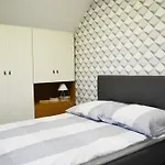 66 C Apartment